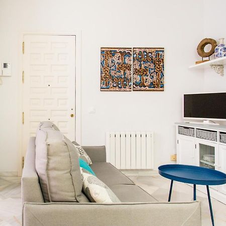 Mágico apartamento en casa palacio del siglo XVII Sevilla Exterior foto