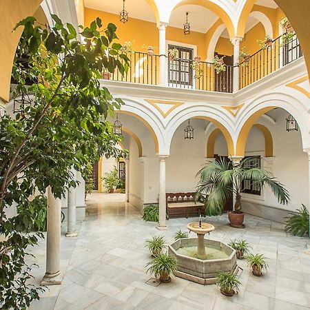 Mágico apartamento en casa palacio del siglo XVII Sevilla Exterior foto